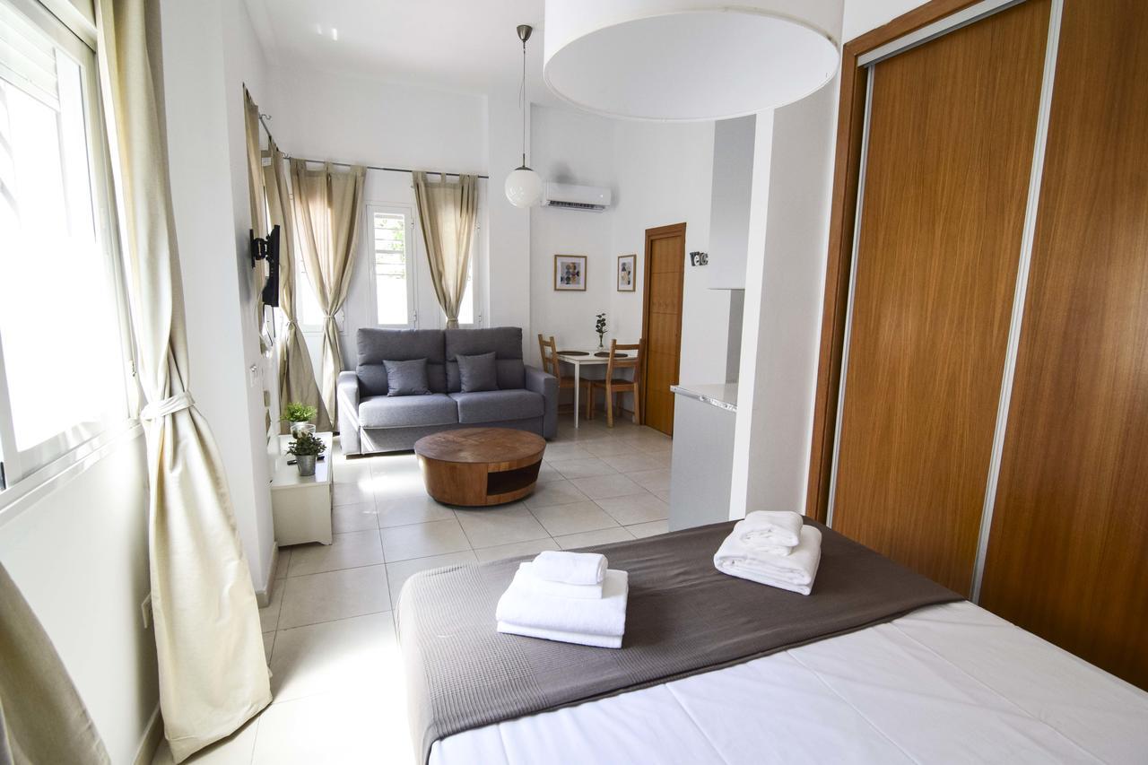 Malaga City Suites Barcelo 30 מראה חיצוני תמונה